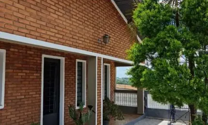 Casa com 3 quartos à venda na Rua Portugal, 80, Vila Bressani, Paulínia, 250 m2 por R$ 1.100.000