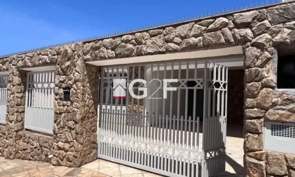 Casa com 3 quartos à venda na Rua Joaquim de Almeida Petta, 444, Jardim Guarani, Campinas, 174 m2 por R$ 1.000.000