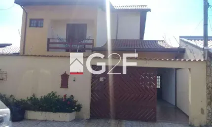 Casa com 3 quartos à venda na Rua Mauro Padovani, 12, Parque Via Norte, Campinas, 270 m2 por R$ 850.000