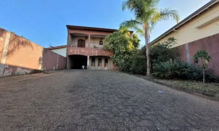 Casa com 4 quartos à venda na Rua Rio Grande do Sul, 522, São Bernardo, Campinas, 283 m2 por R$ 700.000