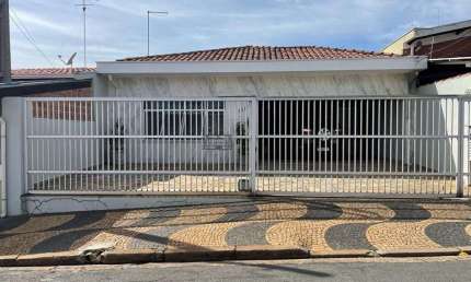 Casa com 3 quartos à venda na Arthur Queiroz Guimarães, 158, Swift, Campinas, 220 m2 por R$ 750.000
