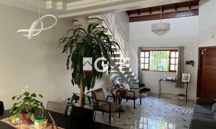 Casa com 2 quartos à venda na Rua Nanci Evangelista, 55, Vila Santana, Valinhos, 240 m2 por R$ 1.060.000