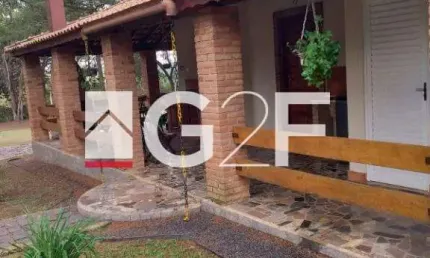 Chácara / sítio com 3 quartos à venda na Martin Birkner, 50, Estância Cuca Fresca, Porto Ferreira, 231 m2 por R$ 850.000