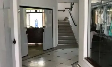 Sala comercial para alugar na Rua Eugênio Franceschini, 25, Centro, Valinhos, 55 m2 por R$ 1.500