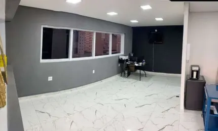 Sala comercial à venda na Rua José Paulino, 159, Vila Lídia, Campinas, 33 m2 por R$ 290.000