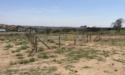 Terreno comercial à venda na Rua Anna Maria Marques, 13, Jardim Maria Rosa, Campinas por R$ 285.000