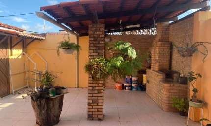 Vendo Excelente Casa de Rua Ótimo Localização em Pirangi - Parnamirim/RN
