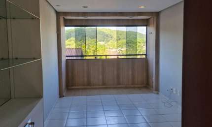 Vendo apartamento no Solar Morro Branco com 70 metros quadrados