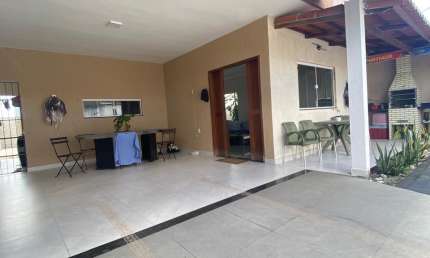 Vendo casa térrea no loteamento Caminho do Sol com 3 quartos