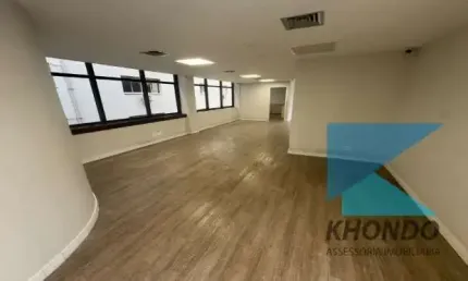 Sala comercial para alugar na Rua Oscar Freire, 530, Jardins, São Paulo por R$ 15.000