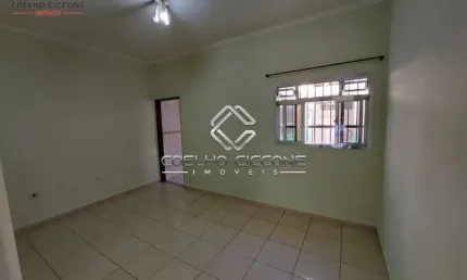 Casa com 2 quartos à venda no Cerâmica, São Caetano do Sul  por R$ 550.000