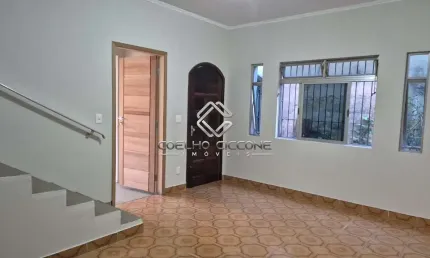 Casa com 3 quartos para alugar no São José, São Caetano do Sul  por R$ 3.950