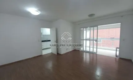 Apartamento com 3 quartos para alugar no Santo Antônio, São Caetano do Sul  por R$ 4.500