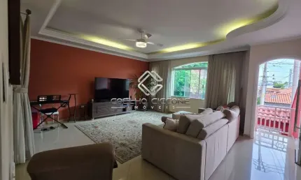 Casa com 3 quartos à venda no Cerâmica, São Caetano do Sul  por R$ 1.702.000