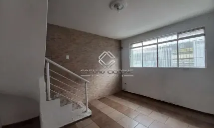 Casa com 3 quartos à venda no Cerâmica, São Caetano do Sul  por R$ 686.000