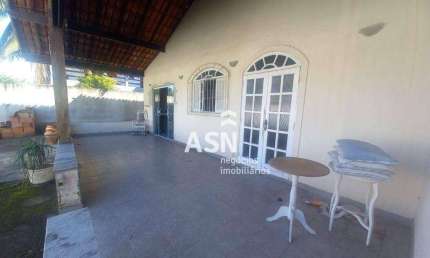 Casa com 3 dormitórios para alugar, 180 m² por R$ 3.957,59/mês - Jardim Mariléa - Rio das Ostras/RJ