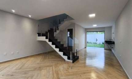 Casa com 3 quartos à venda no Vale das Palmeiras, Macaé 
