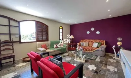 Casa com 3 quartos à venda no Colinas, Rio das Ostras 