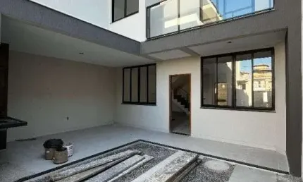 Casa com 3 quartos à venda no Ouro Verde, Rio das Ostras 