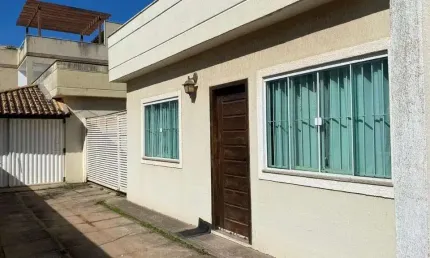 Casa com 2 quartos à venda no Verdes Mares, Rio das Ostras 