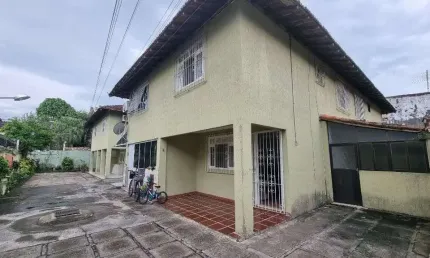 Casa com 2 quartos à venda no Centro, Rio das Ostras 