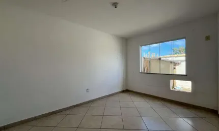 Apartamento Térreo com piscina no Enseada por R$ 230.000,00