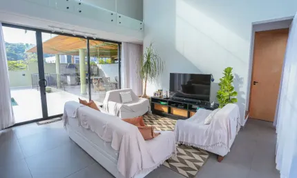 Linda casa na alameda das águas, 235 – itahye – santana de parnaíba/sp