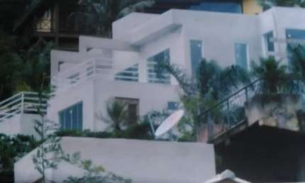 Lindo Sobrado para venda com 410 m² - 3 suítes, em Siriúba - Ilhabela - SP