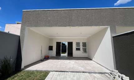 Casa com 03 quartos sendo 01 Suíte na Cidade Jardim