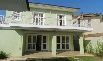 Casa com 4 quartos para alugar na Alameda Guarujá, Alphaville, Santana de Parnaíba