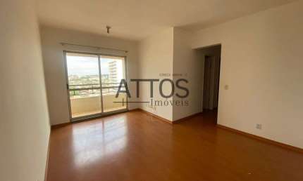 Apartamento com 3 quartos para alugar na Rua Episcopal, 2474, Centro, São Carlos, 75 m2 por R$ 2.000