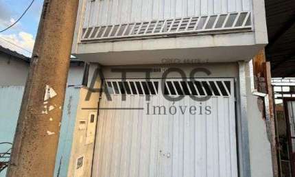 Casa com 2 quartos para alugar na Rua Luiz Bertollo, 446, Jardim São João Batista, São Carlos, 100 m2 por R$ 1.334