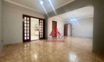 Casa com 3 dormitórios, 213 m² por R$ 600.000 - Jardim Saira