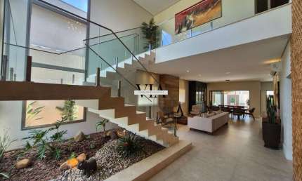 Casa luxuosa no Condomínio BURLE MARX - PORTEIRA FECHADA
