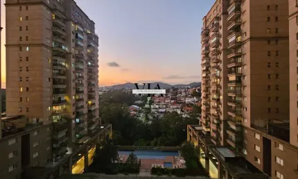 Apartamento de 107m² no condomínio Alpha Park - Vista Livre