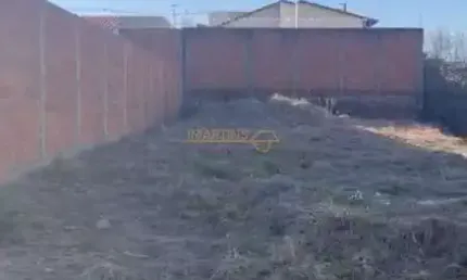 Terreno à venda no bairro Jardim Interlagos III - Araguari/MG