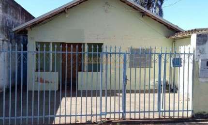 Casa com 1 quarto à venda no Bosque, Araguari 