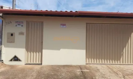 Casa à venda no bairro Parque dos Verdes - Araguari/MG