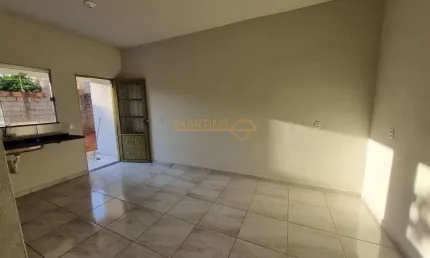 Casa à venda no bairro Portal de Fátima II - Araguari/MG