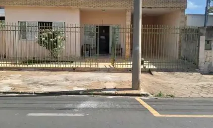 Casa com 3 quartos à venda no Rosário, Araguari 