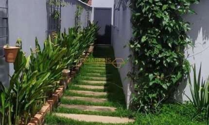 Casa com 3 quartos à venda na 1, 1, Aeroporto, Araguari