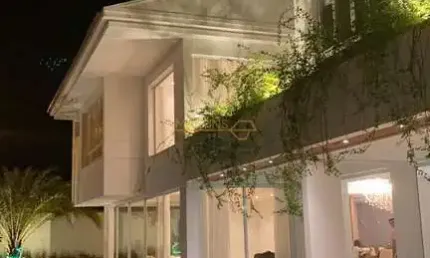 Casa com 4 quartos à venda no Centro, Araguari 