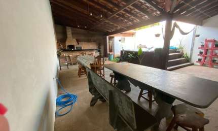 Casa com 3 quartos à venda na 1, 1, Santiago, Araguari