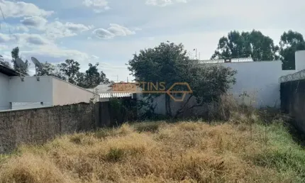 Terreno à venda no Sibipiruna, Araguari 