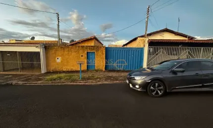 Terreno à venda no Centro, Araguari 