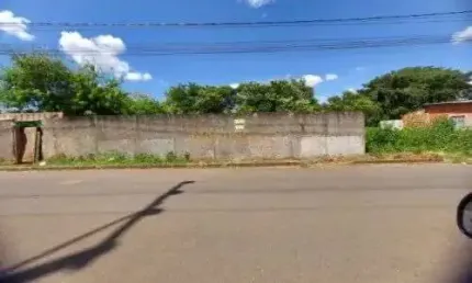 Terreno à venda na 1, Brasília, Araguari