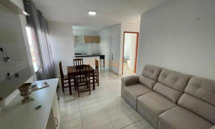 Apartamento para Aluguel, Araguari / MG, bairro Goiás, 2 dormitórios, 1 banheiro, 1 vaga de garagem