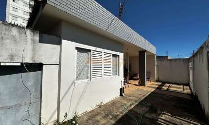 Casa com 3 quartos à venda no Rosário, Araguari 