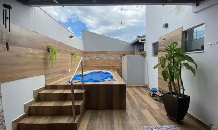Casa com 3 quartos à venda no Sibipiruna, Araguari 