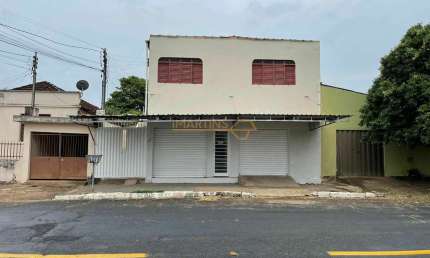Casa com 7 quartos à venda no Rosário, Araguari 